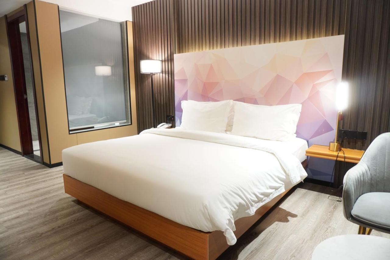 Joy Hotel Phnom Penh Eksteriør billede