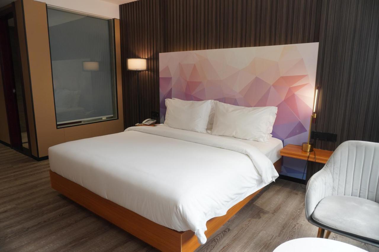 Joy Hotel Phnom Penh Eksteriør billede